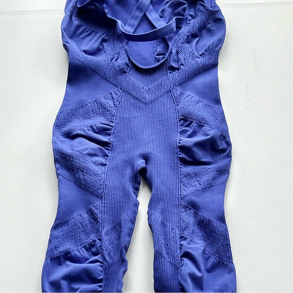 NWOT Free People Movement “The Class” Onesie. Blue. Size: M/L - Picture 9 of 12